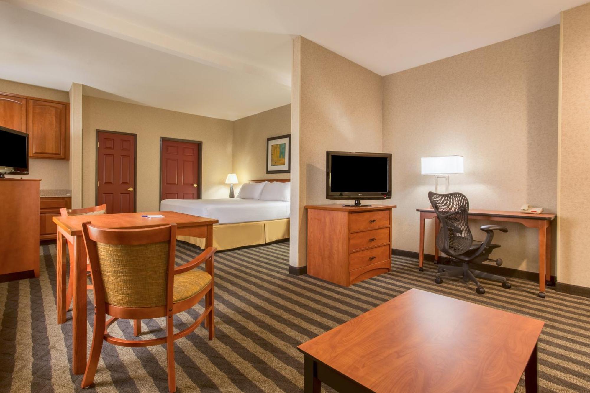 Holiday Inn Express Hotel & Suites Manteca By Ihg Extérieur photo