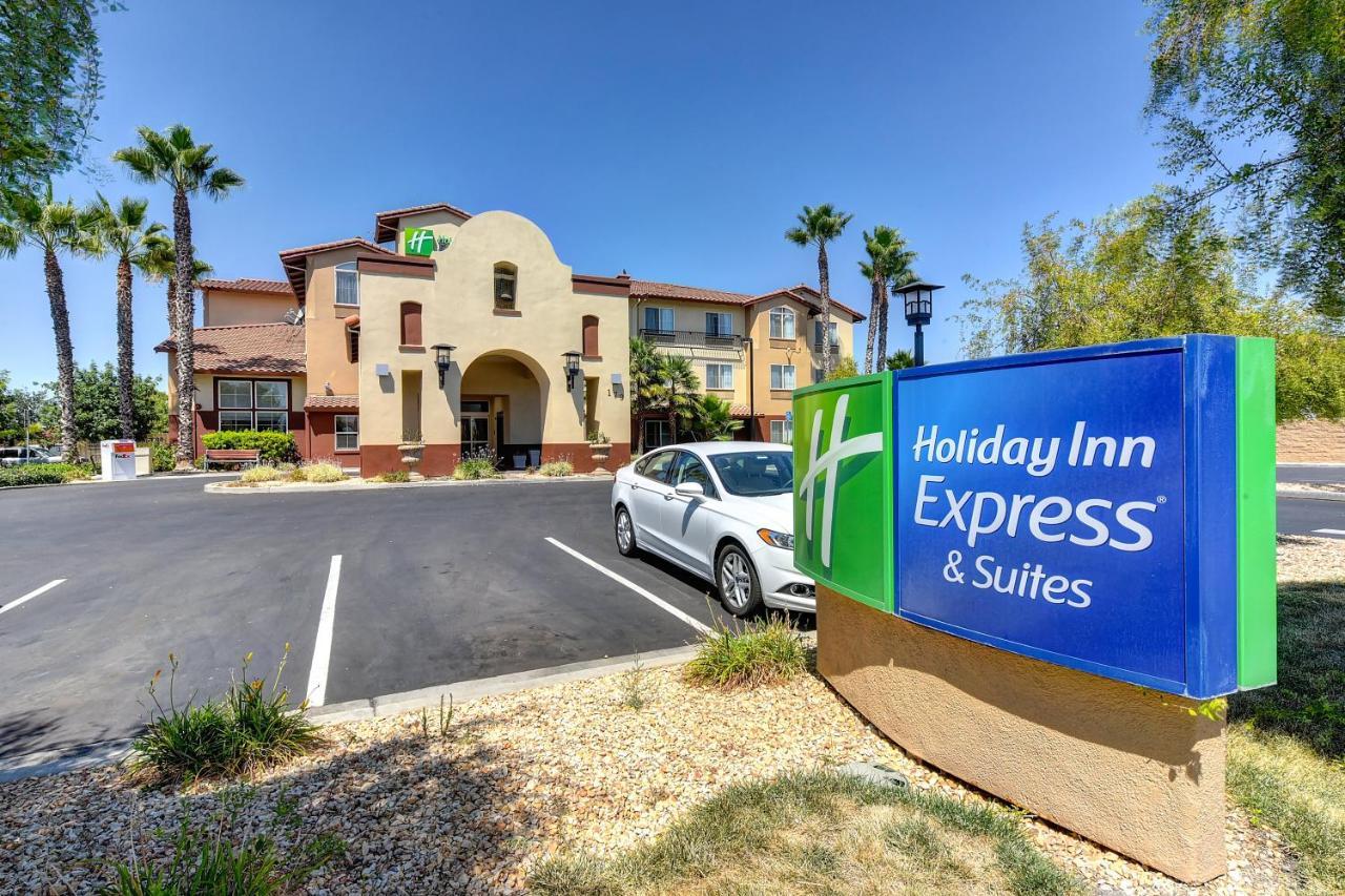 Holiday Inn Express Hotel & Suites Manteca By Ihg Extérieur photo