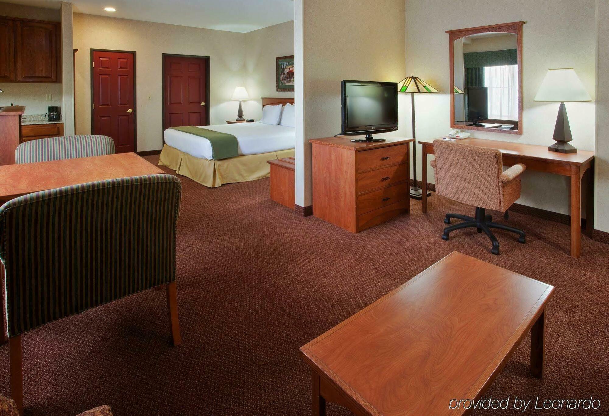 Holiday Inn Express Hotel & Suites Manteca By Ihg Extérieur photo