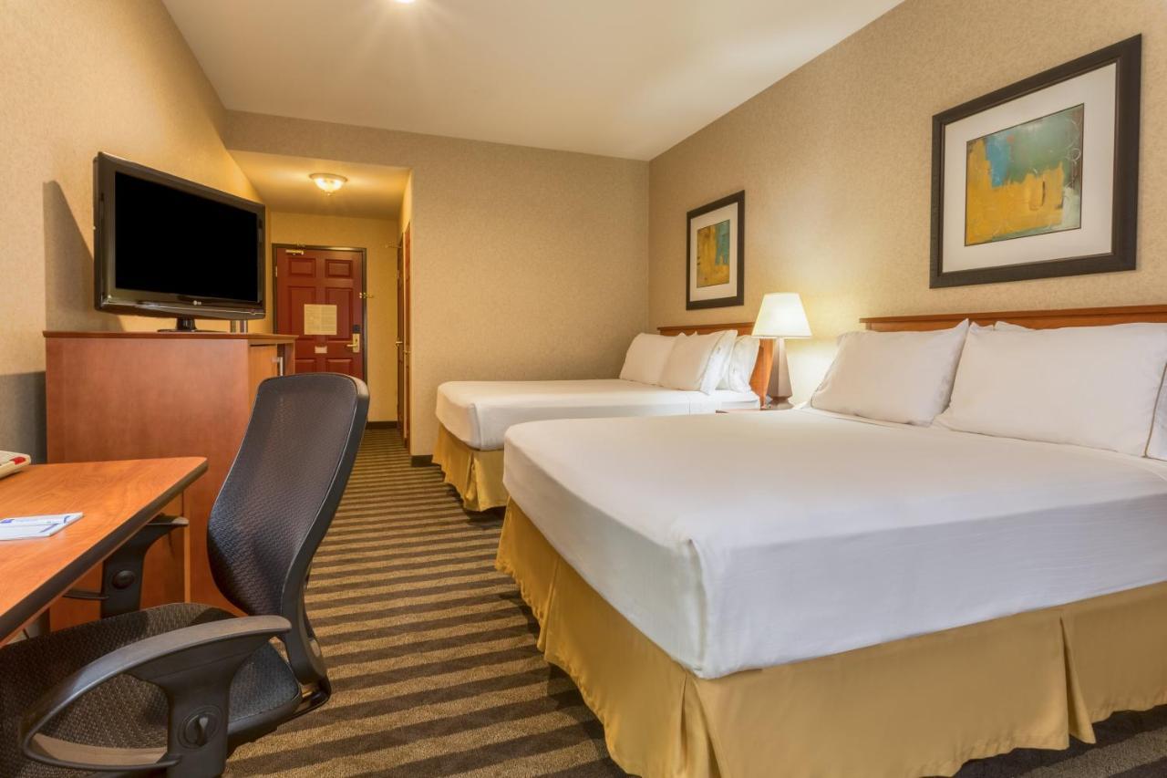 Holiday Inn Express Hotel & Suites Manteca By Ihg Extérieur photo