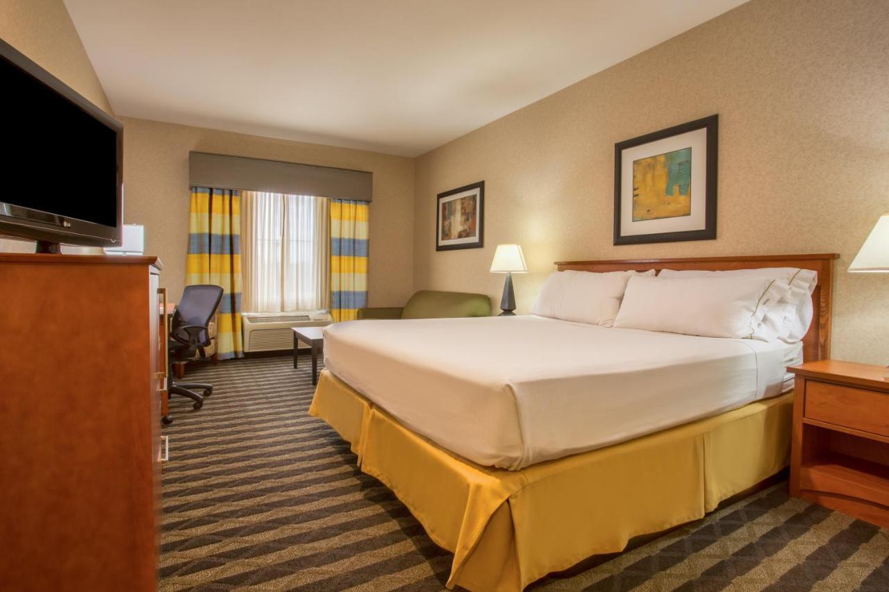 Holiday Inn Express Hotel & Suites Manteca By Ihg Extérieur photo