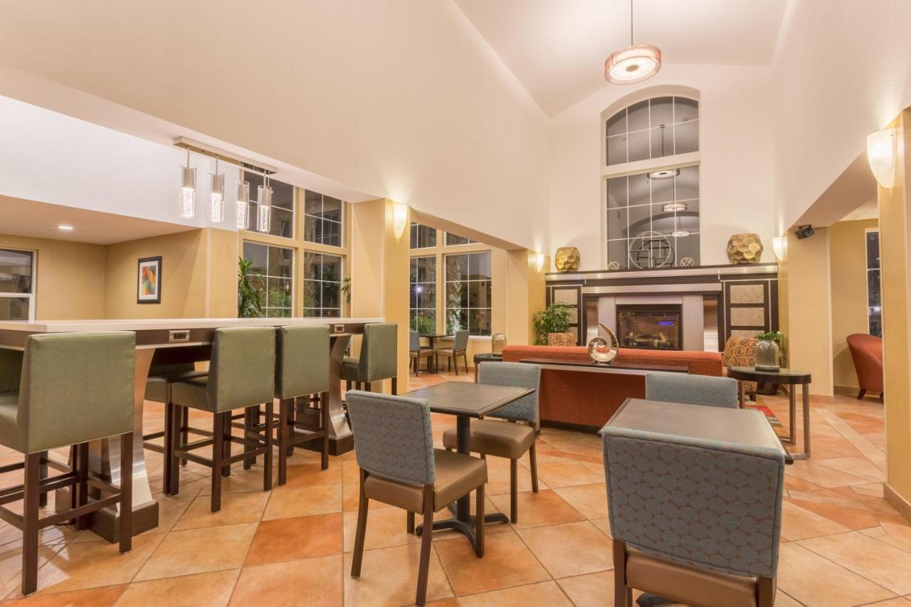 Holiday Inn Express Hotel & Suites Manteca By Ihg Extérieur photo