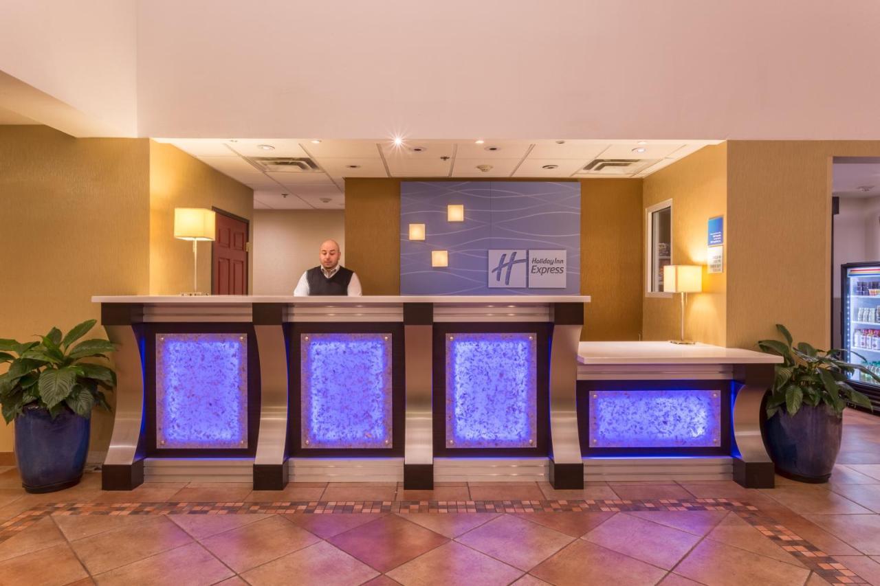 Holiday Inn Express Hotel & Suites Manteca By Ihg Extérieur photo